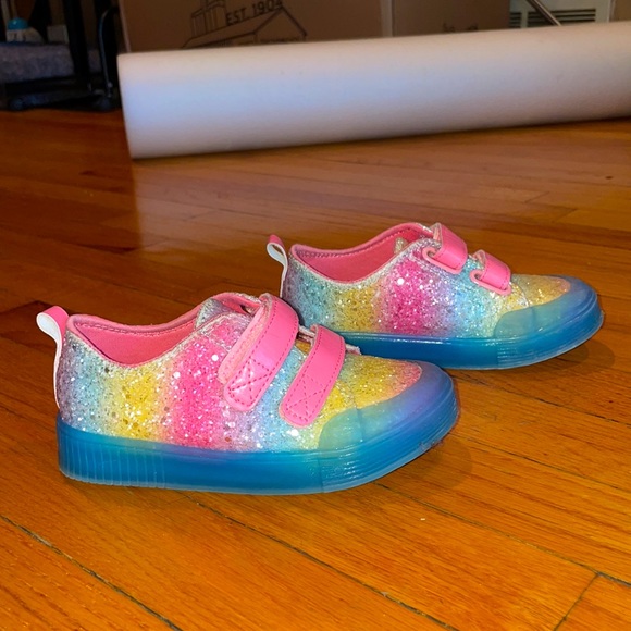 Tucker + Tate glitter shoe - Picture 3 of 6